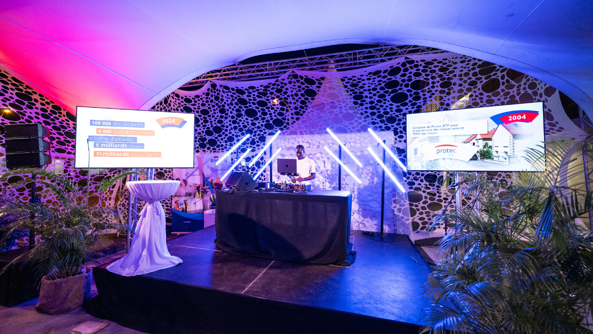 PHOTOS NEWS VERTICAL 2