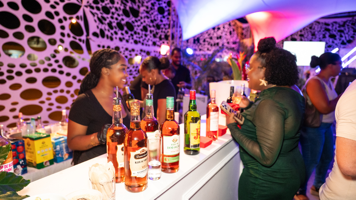 PHOTOS NEWS VERTICAL